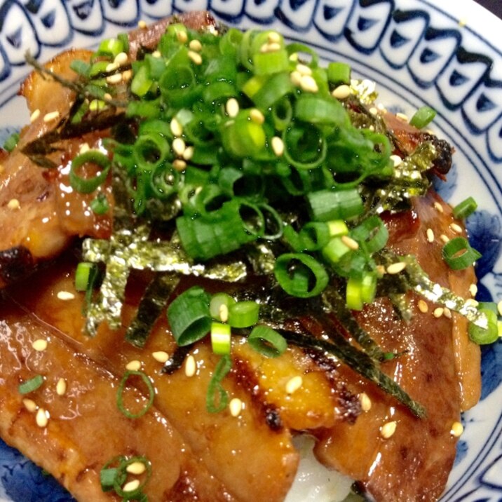 グリルで焼いて 厚切り豚バラ蒲焼き丼 レシピ 作り方 By 招き猫カフェ 楽天レシピ グリルで焼いて 厚切り豚バラ蒲焼き丼 レシピ 作り方 By 招き猫カフェ 楽天レシピ